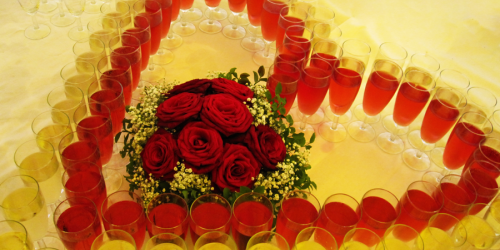 Unser-Sektempfang-2 Sektempfang: Sekt in Herzform aufgestellt